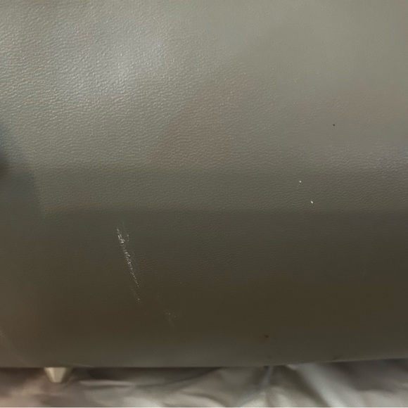 Large gray mixed with black faux fur handbag - Picture 7 of 7